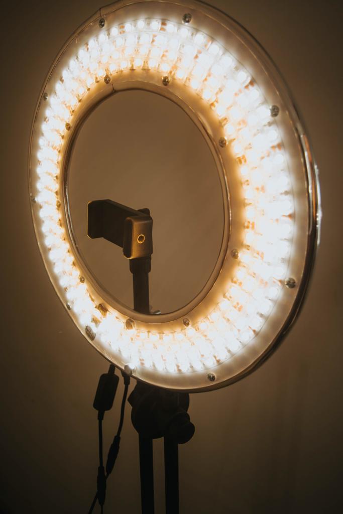 Aro 35 luz fria y calida - Imagen 4